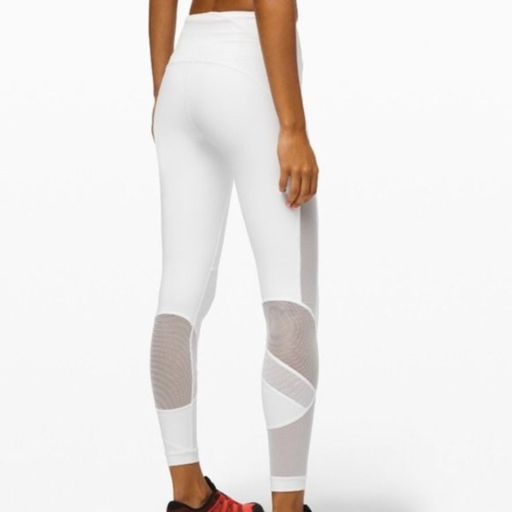 Lululemon Clear the Court Leggings - Picture 5 of 6